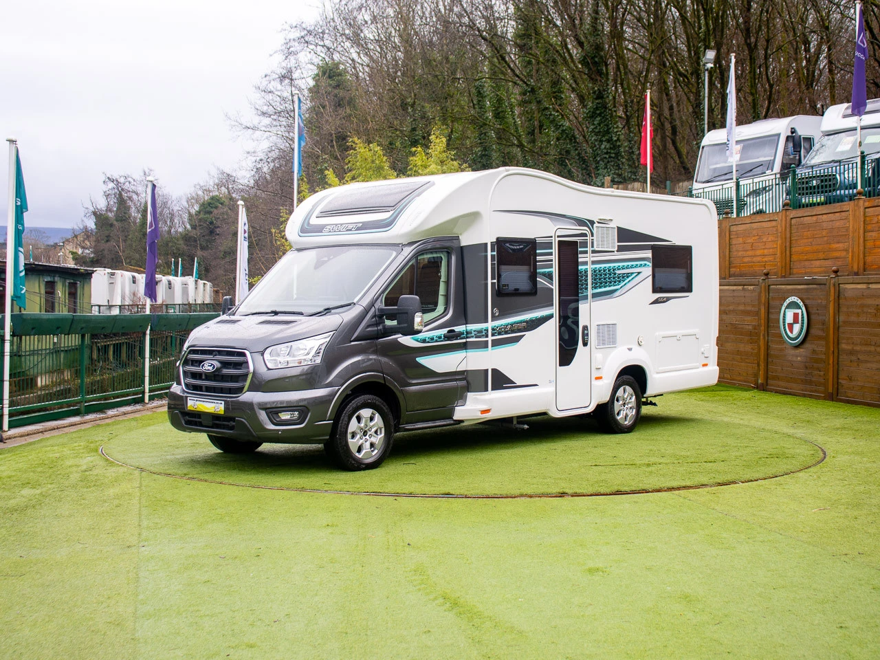 Swift Voyager 564 2025