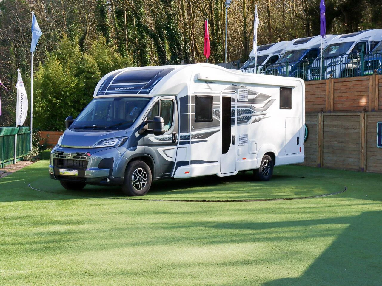 Swift Escape 684 (Auto) 2025