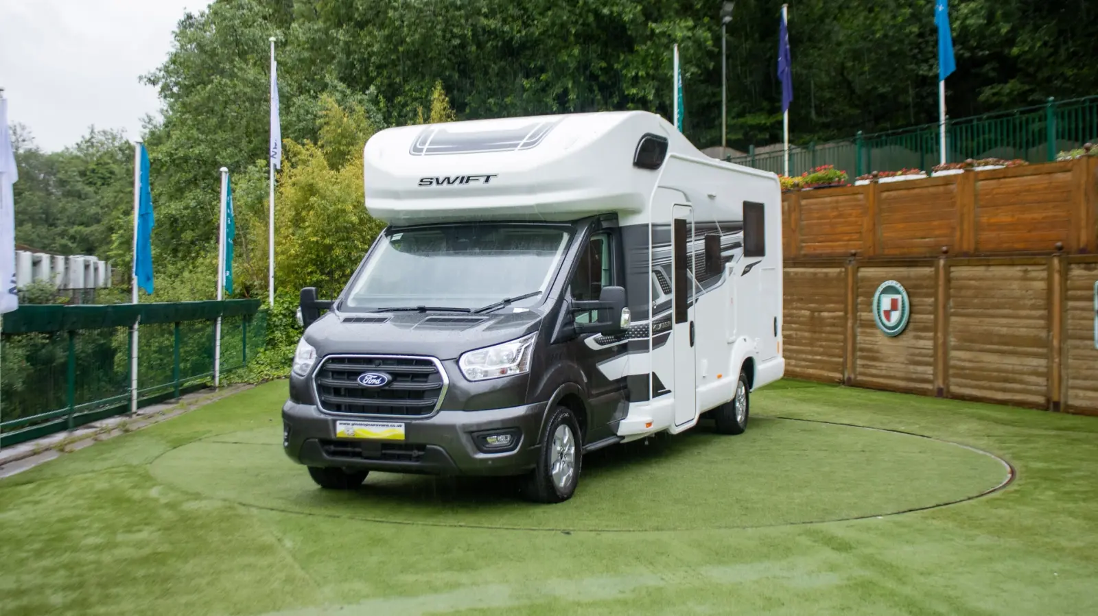 Swift Voyager 494 2026